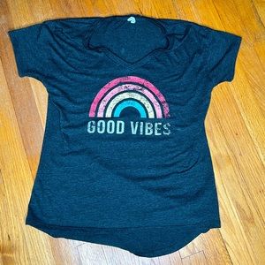 Good vibes tee